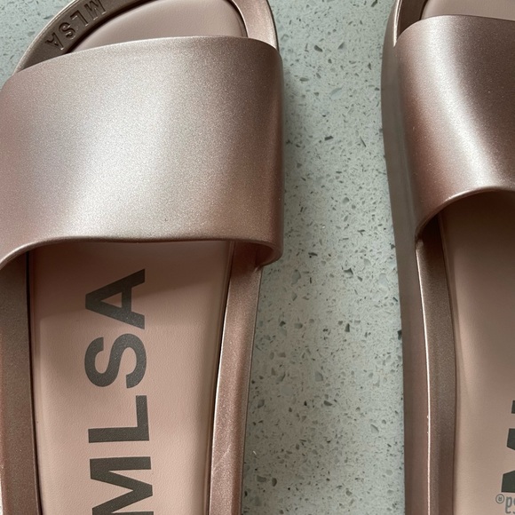 Melissa Rose Gold Beach Slides, NWT - Picture 2 of 6